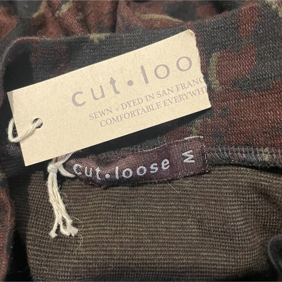 NEW Cut Loose Size Medium  Top Blouse Long Sleeve Mock Neck - Picture 8 of 10